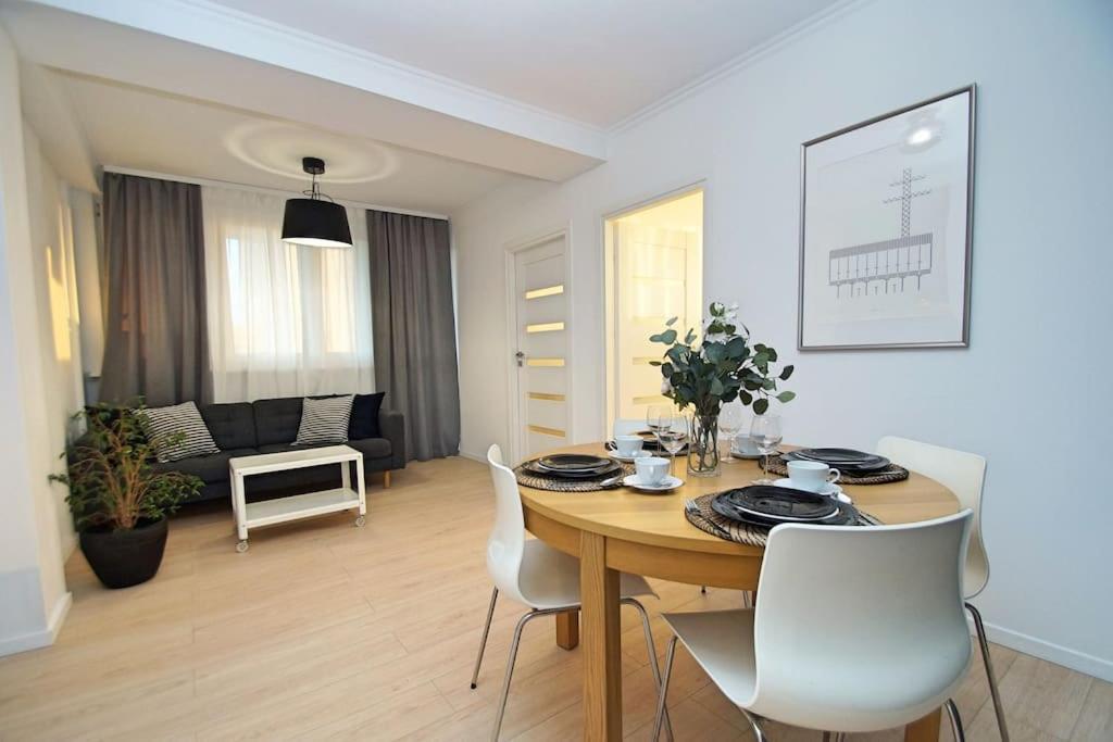 Apartament Korfantego Citycentre Z Widokiem Na Spodek 카토비체 외부 사진